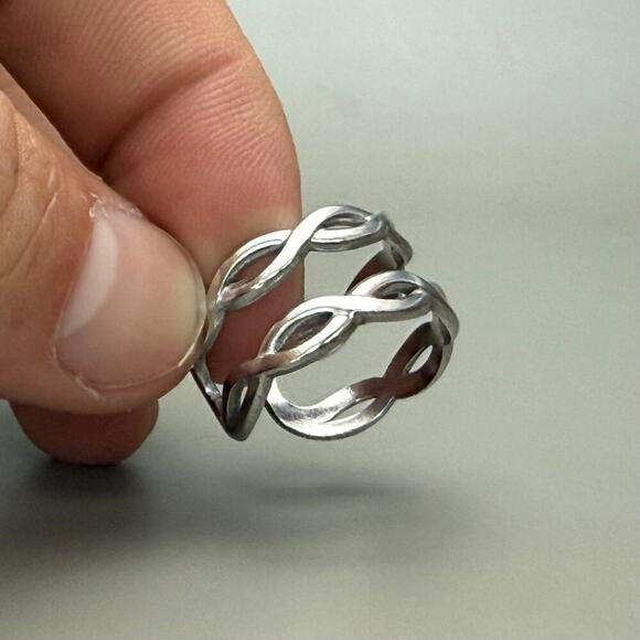 Y2K Silver Coil Wrap Ring Adjustable Unisex 2000s Jewelry Vintage Style - Picture 7 of 9